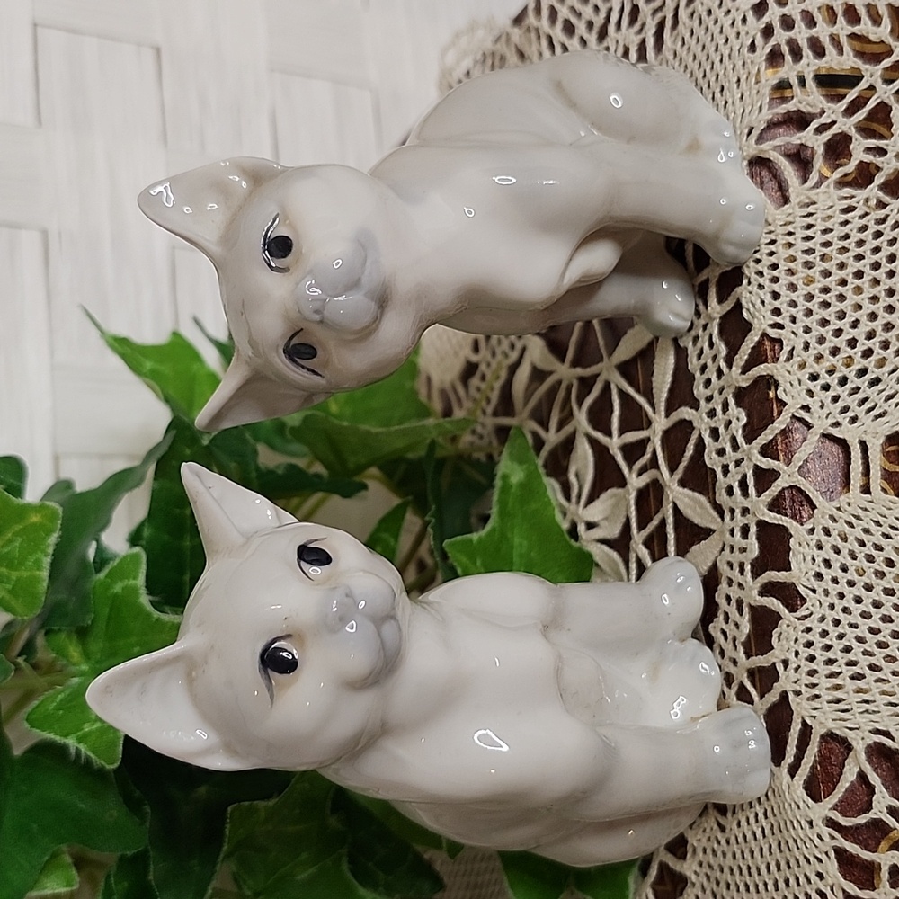๐*VINTAGE* 2 ADORABLE OTAGIRI GREY & WHITE PORCELAIN KITTENS CATS - Picture 7 of 7